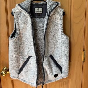 Legendary Whitetails Charcoal Fleece Vest